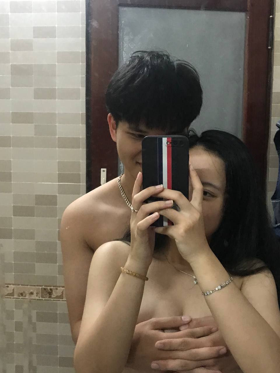 Cốt truyện mới của mỹ nhân mạng "Tiểu Vân Vân"?? Khi bạn gặp một cô em dâu lụa đen, bạn sẽ quan hệ với cô ấy mà không cần thương lượng