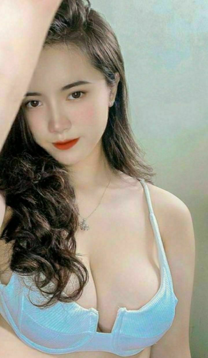 Nhiếp ảnh gia màu Đài Loan "ED Mosaic" bộ ảnh lụa đen trắng đôi chị em ~ E milk butterfly và cô bạn thân đã đến cửa hàng vịt Tai Mama để chọn 4 người đàn ông cùng chơi 6P, và cô em gái cũng lần đầu tiên trải nghiệm việc xuất tinh... [Phần 1]